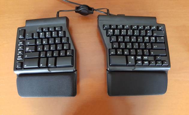 Ergononomic Keyboard can alleviate symptoms of Carpal Tunnel Syndrome : Dr. Ken Nakamura Downtown Toronto Chiropractor | Best Chiropractic Toronto