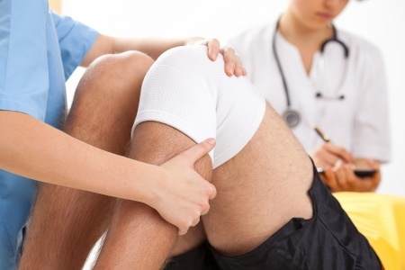 Knee Osteoarthritis? Surgery Injection or Neither|Toronto Downtown Chiropractor