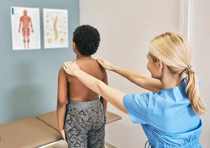 Is Your Child at Risk for Scoliosis? A Parent’s Guide to Early Detection Dr Ken Nakamura Sports Chiropractor
